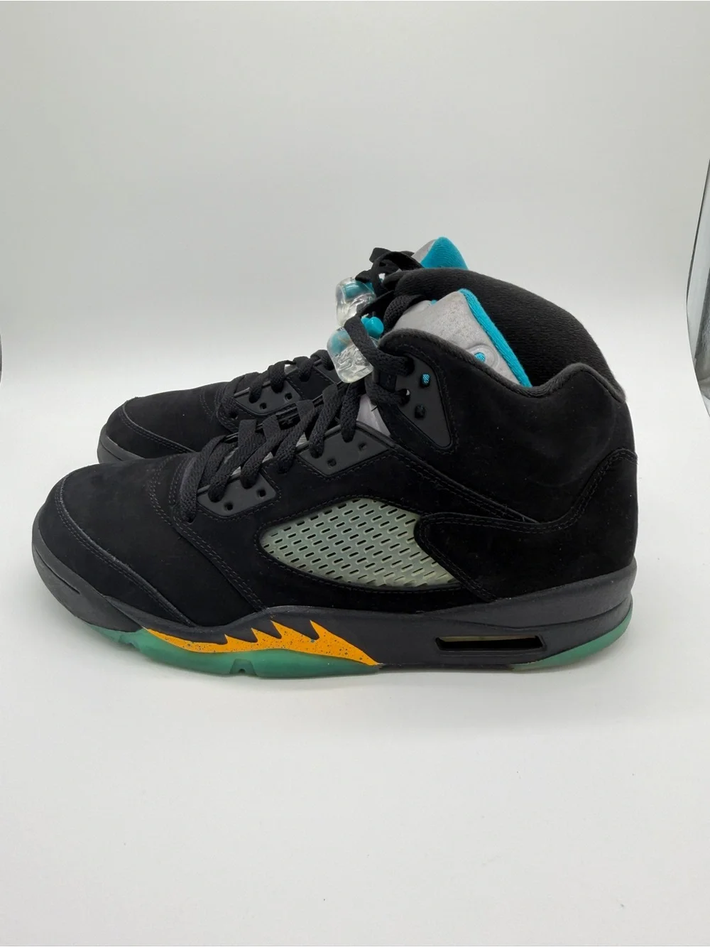 Nike Air Jordan 5 Retro DD0587-047 Basketball Shoes Black Aqua Men's - Size 10.5